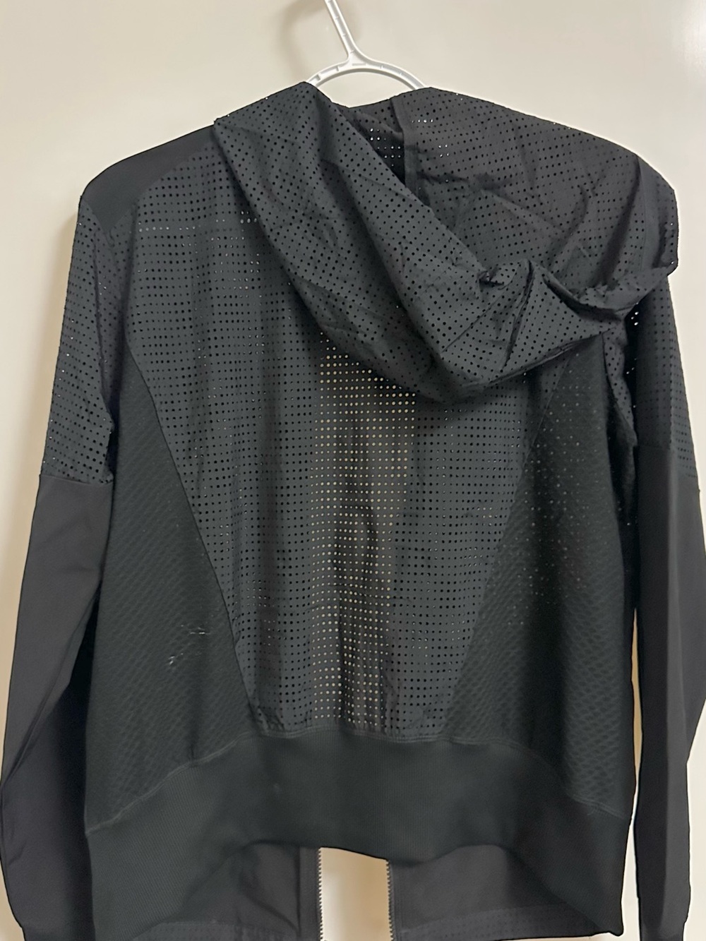 Women’s Champion Black Perforated Mesh Hooded Zip-Up Athletic Jacket Size S